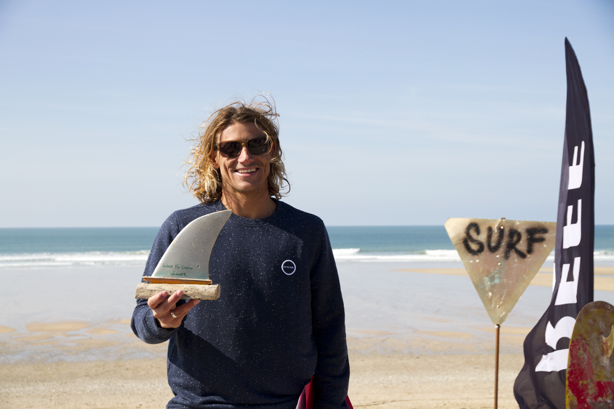 alan stokes winner of the approaching lines single fin classic